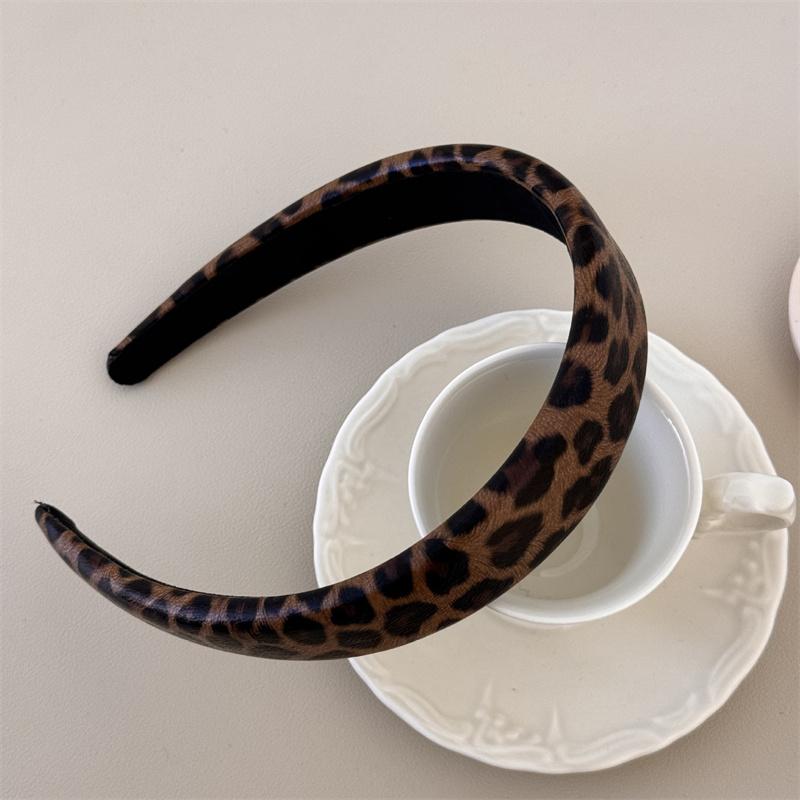 

3СМ Модная женская повязка на голову с леопардовым принтом из синтетической кожи с губчатой подкладкой Леди Девушки Повседневный обруч для волос Аксессуары