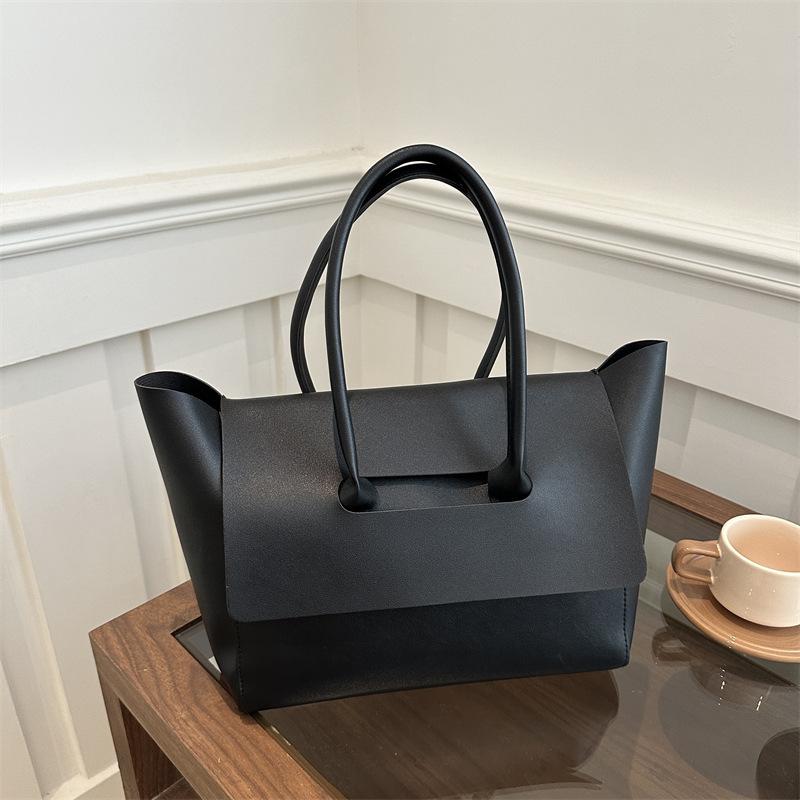 Big bag women's bag 2025 autumn new trendy Korean version large capacity niche handbag retro commuter tote bag