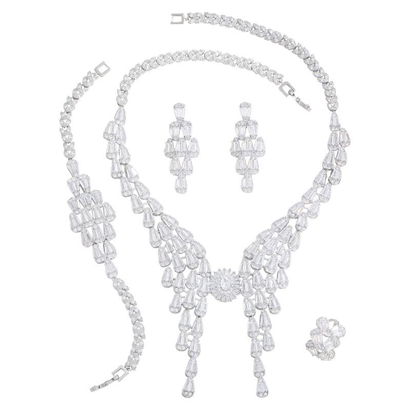 French Light Luxury Atmosphere Celebrity Style Full Diamond Set Chain Wedding Dress Accessories Necklace Earrings Bracelet Ring Set