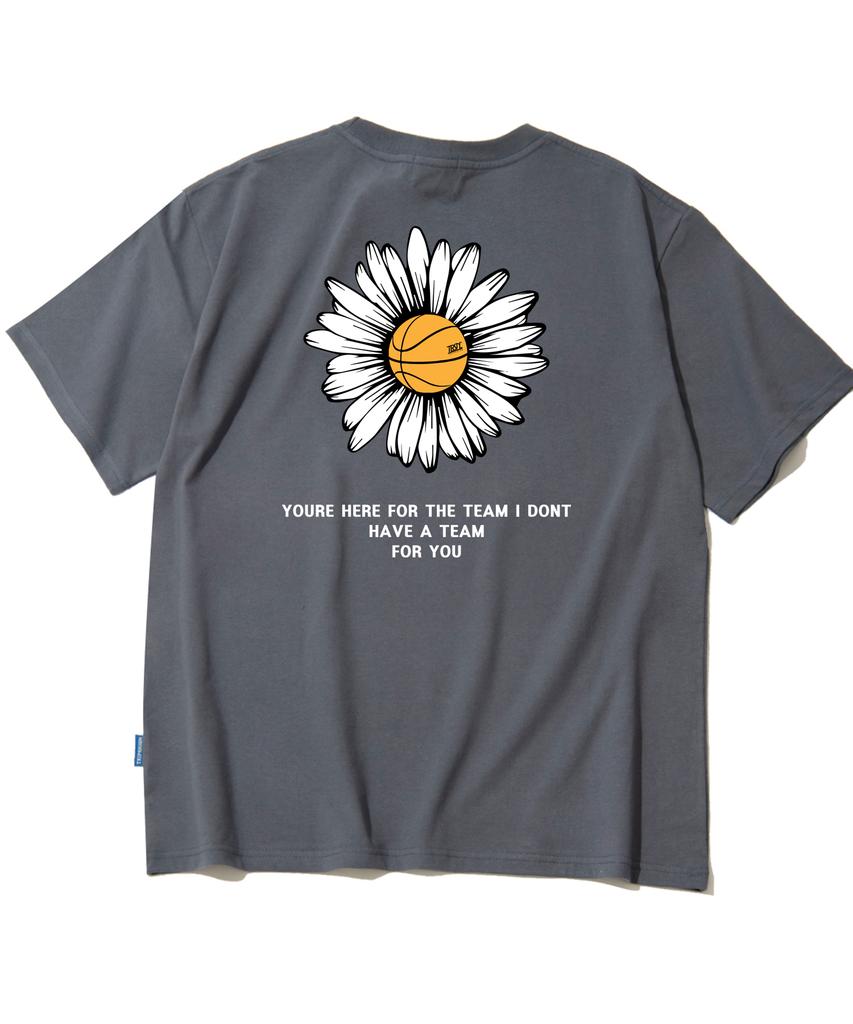 TRIPSHION Big Daisy Logo Graphic T-Shirt - 8 Colors (Type A)