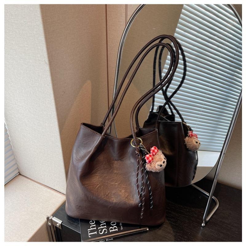 Retro bag women's large-capacity new autumn and winter versatile shoulder bag popular texture commuter tote bag