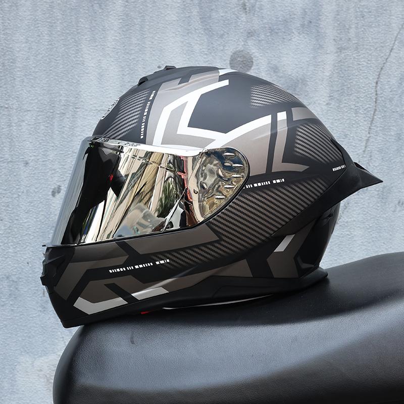 966Motorcycle helmets, men's and women's full face helmets, four season personalized large tail wing motorcycle running helmets