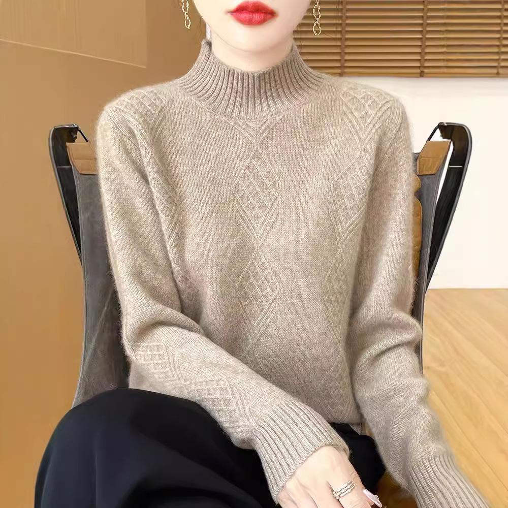 Women's Diamond Pattern Wool Pullover - Semi-High Neck, Thick, Autumn/Winter Knit