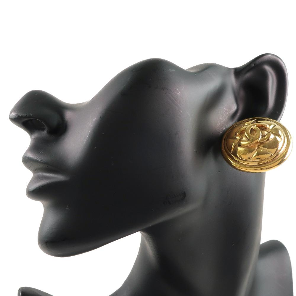 CHANEL Earring Matelasse gold Plated Gold 31.5g Women Used