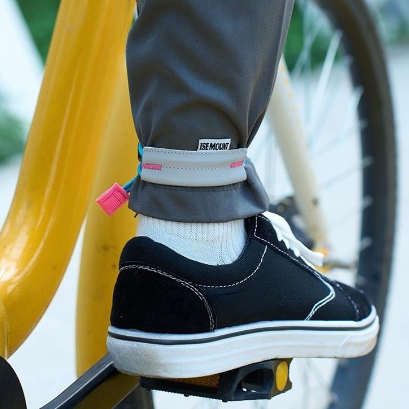 2pcs Reflective Cycling Leg Strap Elastic Adjustable Running Band with Storage Buckle for Outdoor Night Sports and Exercise