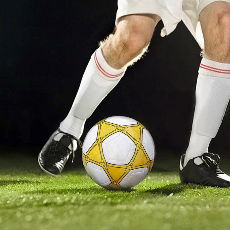 Professional Size 5 Soccer Balls Football Training Balls Indoor Outdoor Football Traditional Panel Soccer Balls Football