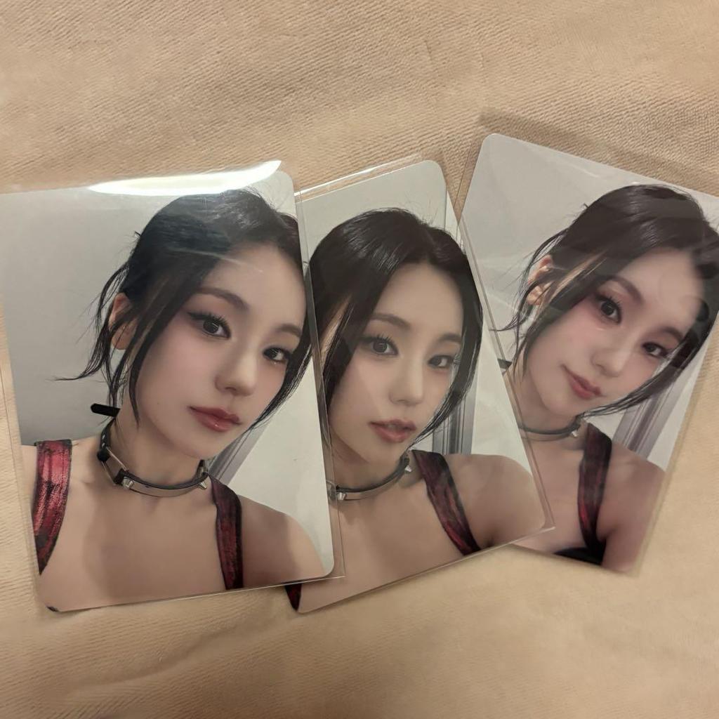 [USED] ITZY Algorhythm Off-Event Venue Exclusive Trading Card Yeji Complete Set