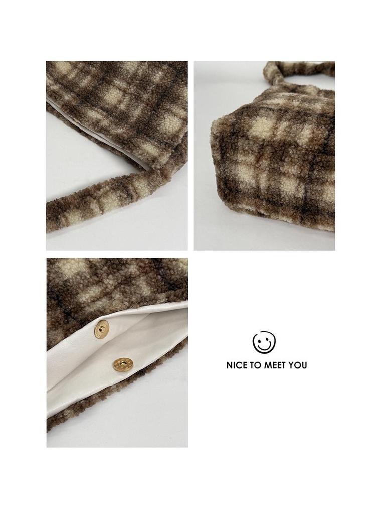 2025 Autumn/Winter Plaid Plush Shoulder Bag: Retro Large Capacity Women's Tote