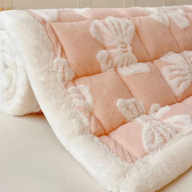 WTEMPO Flowers Pattern Printed Soft Thickened Plush Mattress Warm Winter Single Double Student Dormitory Mattress Home Double-sided Bed Mattress Quilt
