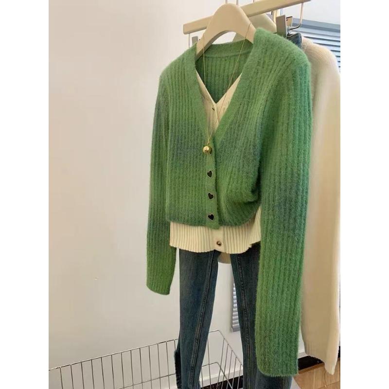 

Green v-neck fake two pieces stacked knitted cardigan sweater jacket femininity top design sense niche high sense L