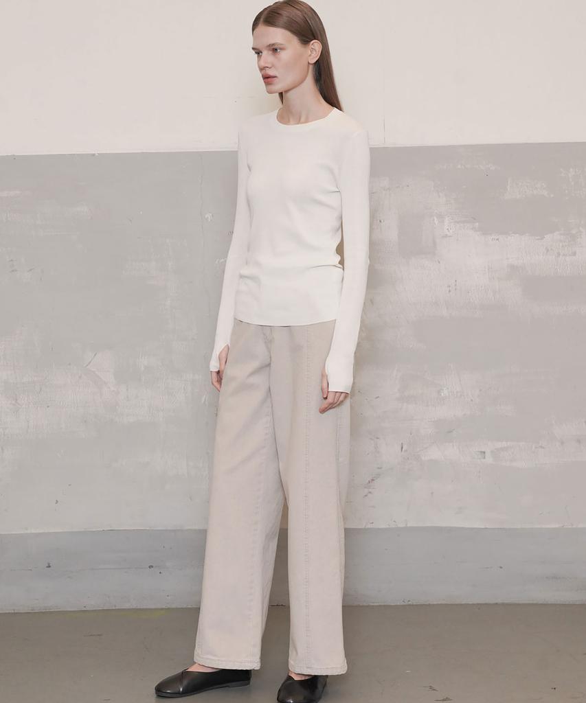 Ssikeoseun Long Sleeve Fine Knit Top_White