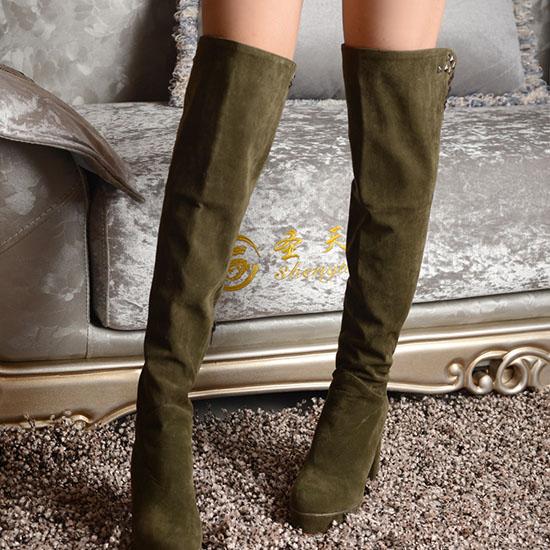 Damskor med hög klack, sexig europeisk och amerikansk stil höst och vinter nya vattentäta platå tjock klack stor storlek romerska medelhöga stövlar