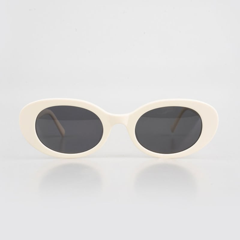 

GEEKTA MANJOO (IV) IV