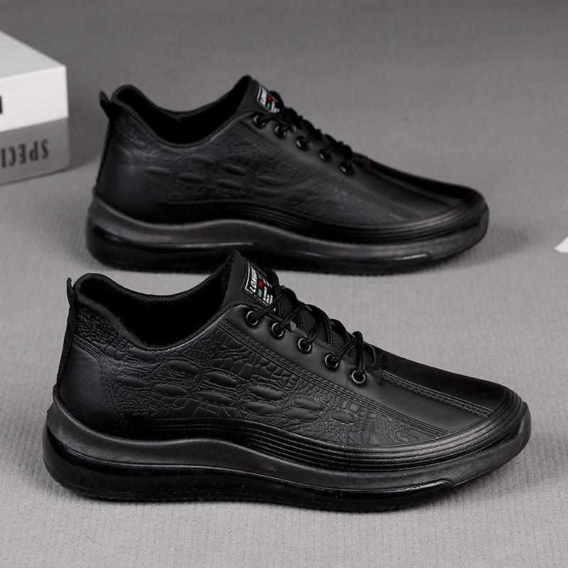 Wholesale  Four Seasons New Casual Pumps Leather Shoes Waterproof British Style Business Men's Sneakers Breathable Clunky Sneakers