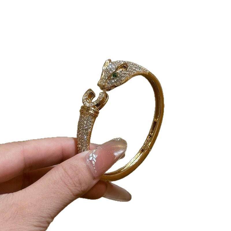 Retro Lehký Luxusní Zlatý Lehce Vykládaný Leopardí Otevřený Náramek, Evropské Všestranné Vysoce Kvalitní Dámské Šperky
