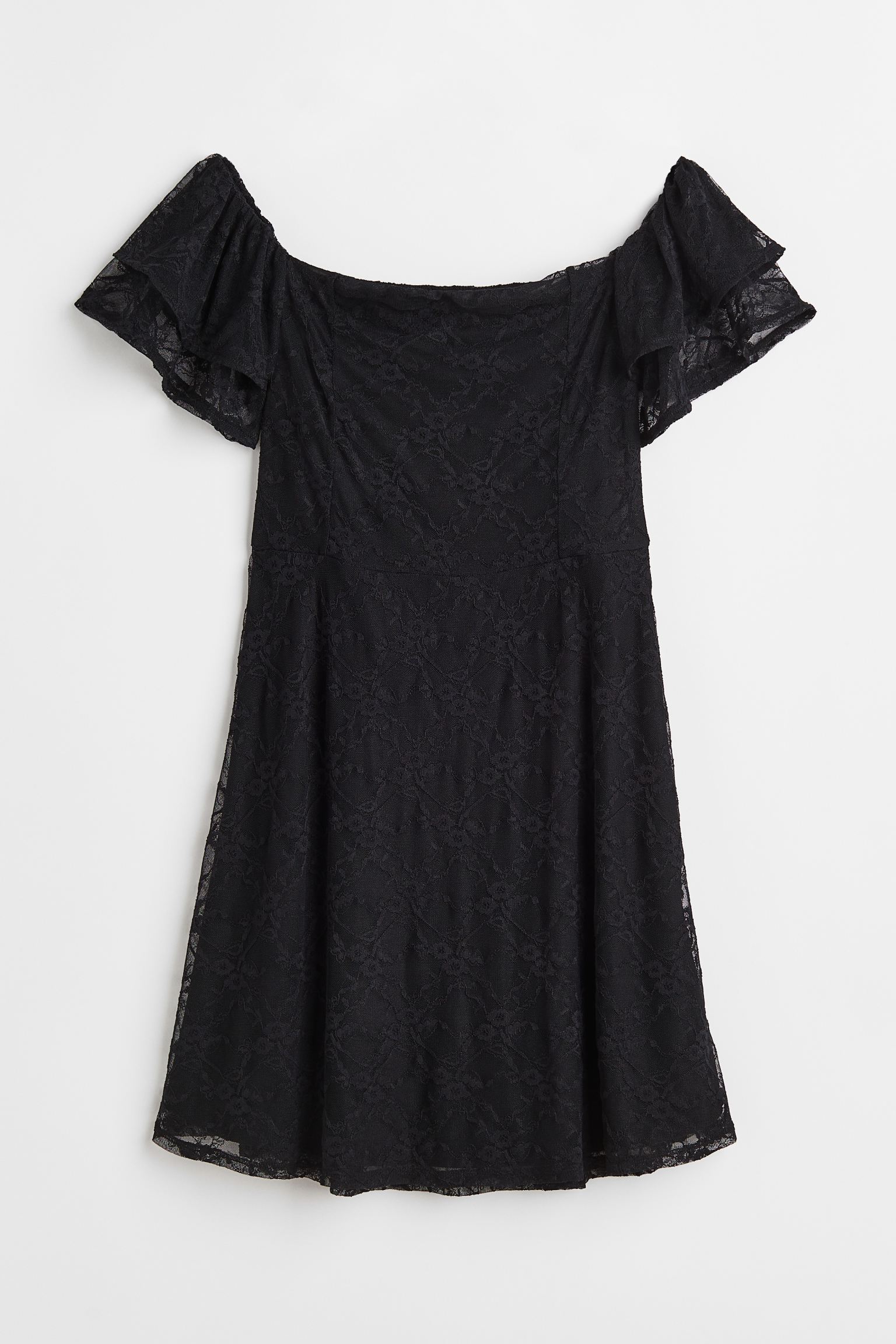 

Кружевное платье с открытыми плечами