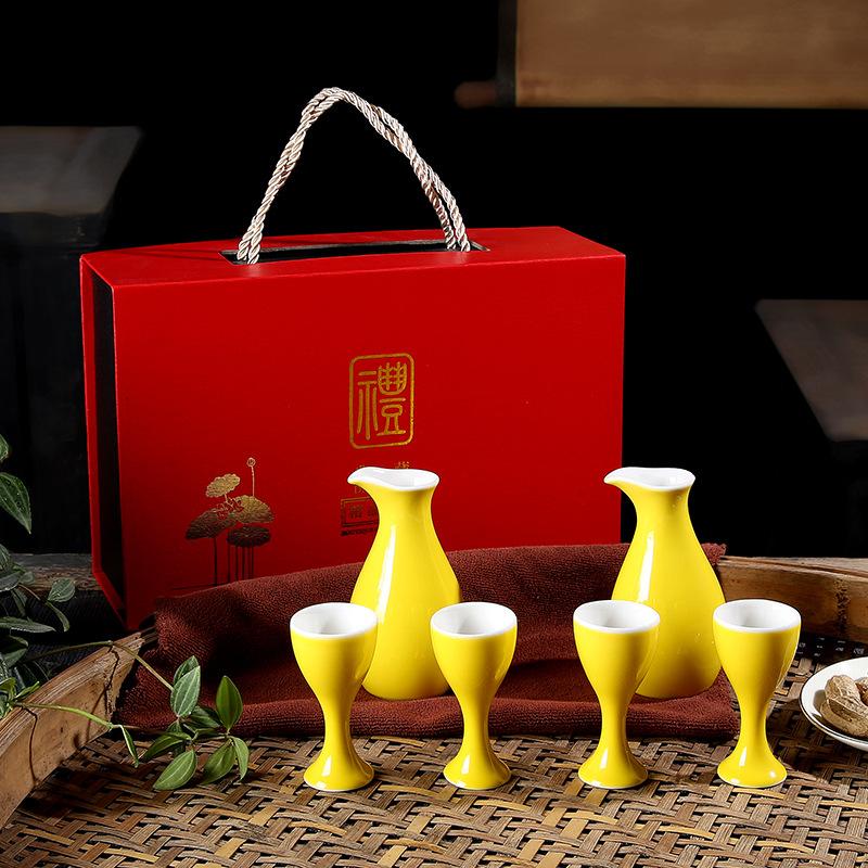 6Pcs/set Ceramics Chinese Style Sake Pot Cups Set 2 Pots 4 Cups Home Restaurant Party Drinking Barware Set Friend Gift Box New