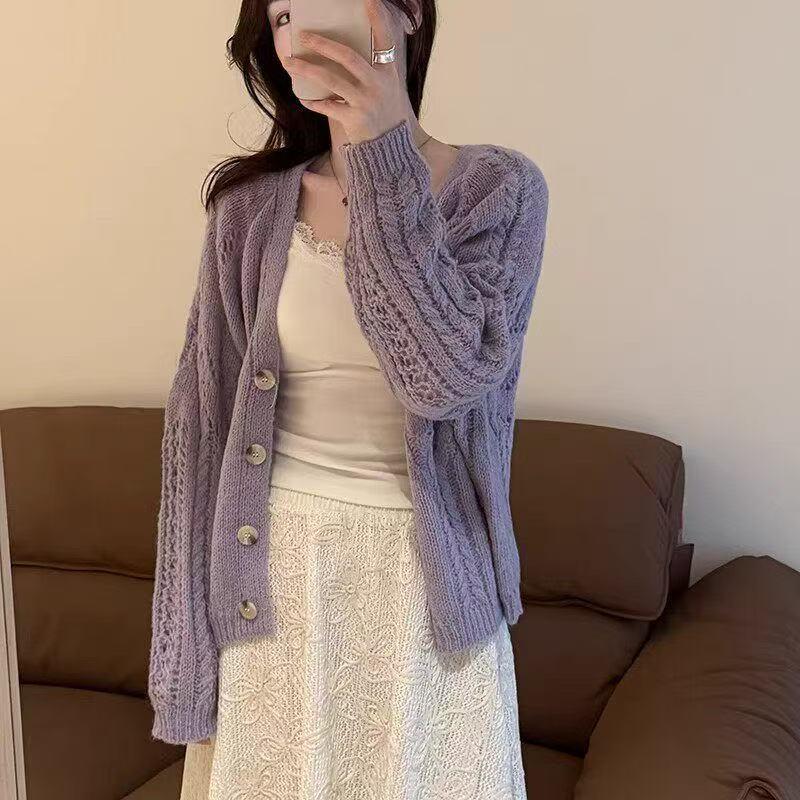 Sweet Temperament V-neck Knit Cardigan - Women's Korean Style Slimming Camisole Cover-up for Spring and Autumn