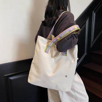 Large Capacity Canvas Bag Women's New Versatile Portable Shoulder Shopping Bag Student Commuter Tote Bag