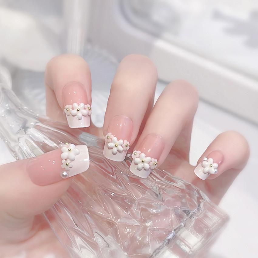 Small Fresh Sweet Flower Nail Patch Fake Nails Fashion Simple And Cute Style