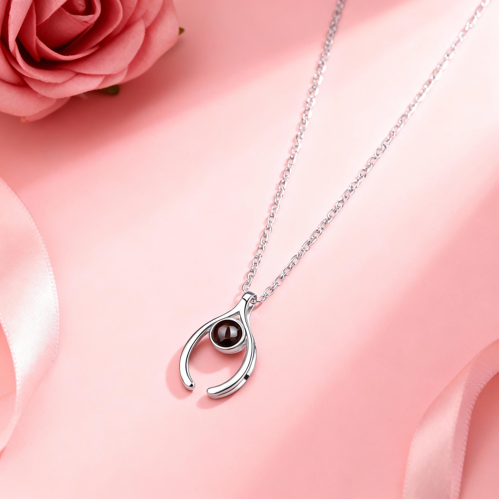 Титановая стальная цепочка с проекцией 100 языков  Я люблю тебя  - Элегантная цепочка на ключицу для женщин