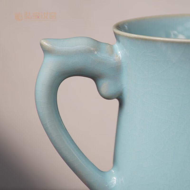 Ru Kiln Celadon Teacup with Lid