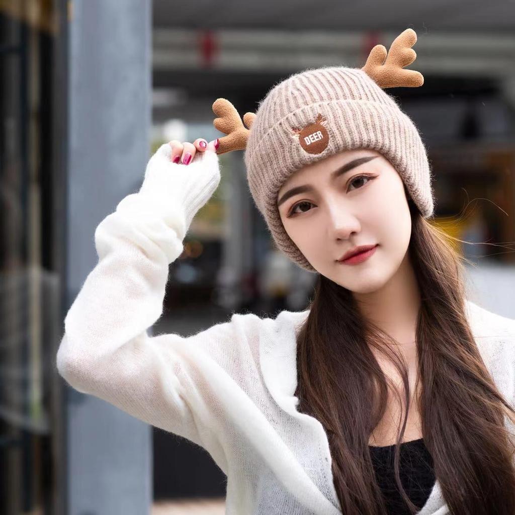 Christmas antler hat, new ear protector knitted wool hat, plush thermal pullover hat, outdoor outing, cute elk