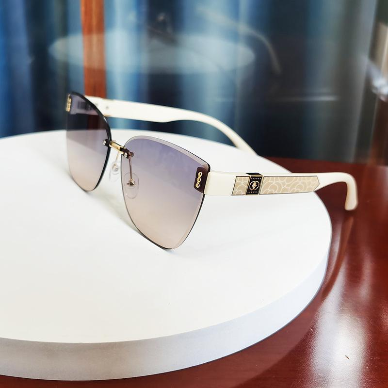 Vintage Cat Eye Women Fashion Sunglasses Stylish Rimless Luxury Female Sun Glasses Cateye Designer Gradient Shades