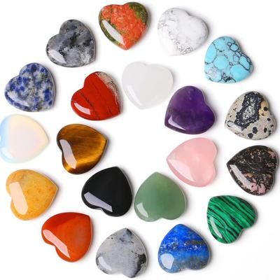 20 Stück Herzförmige 20mm Natürliche Kristallstein-Ornamente