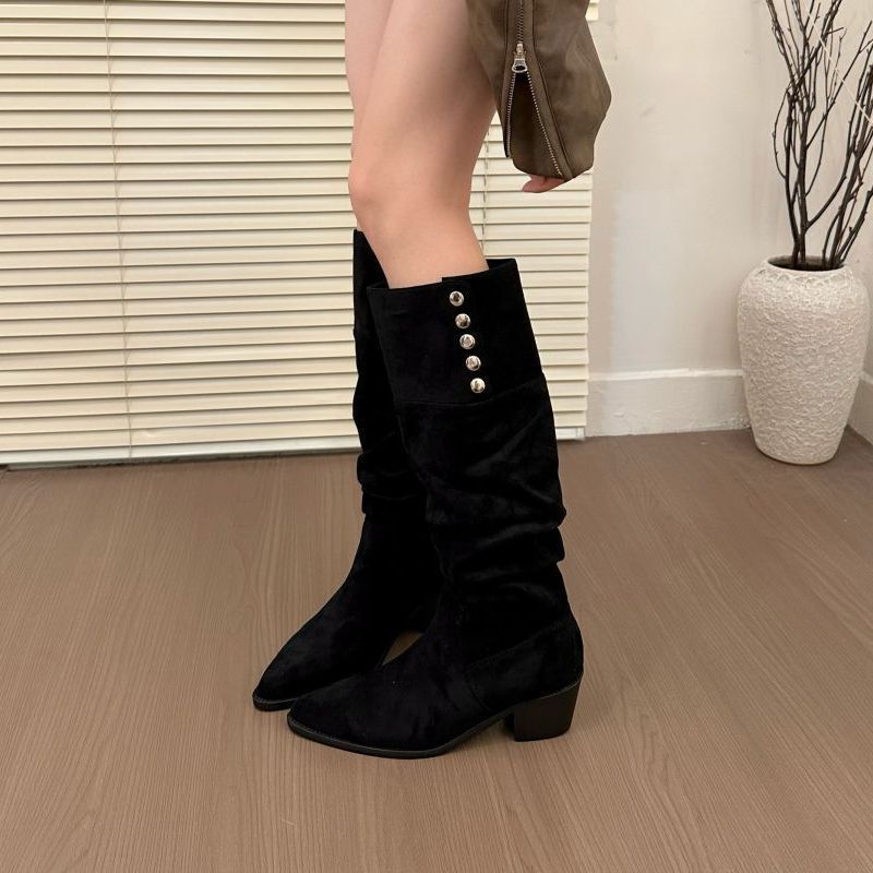 

2025 осень новинка Они корейская версия ретро замшевые ботинки с отворотом на пуговицах женские осенне-зимние ботинки на толстом каблуке 40