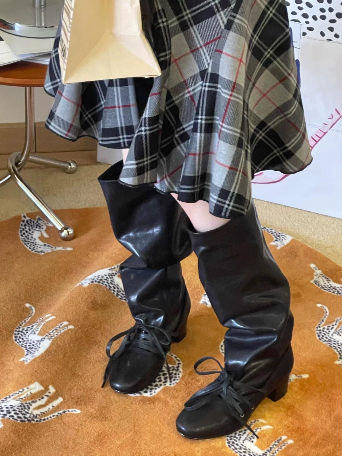 

Sheepskin version retro round head strap pleated pile boots women s thick heel high boots new western cowboy boots long boots 35