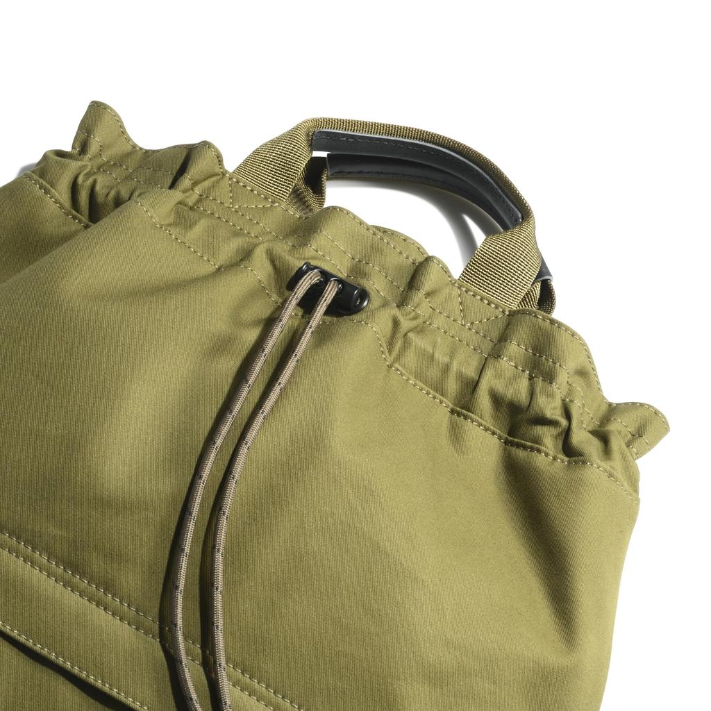 Untrack CITY Tragetasche, Rucksack für Erwachsene, Turnbeutel, 2-Wege, Ventile-Gewebe, A4-Größe, Herren, Khaki