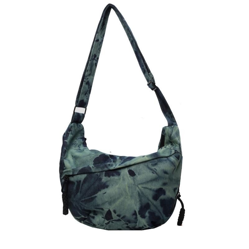 Damska torba na ramię typu Hobo na co dzień