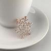 Decoração Estilo Natalino Broche Charmoso de Floco de Neve de Diamante e Diamante de Água Acessórios de Moda de Natal para Mulheres
