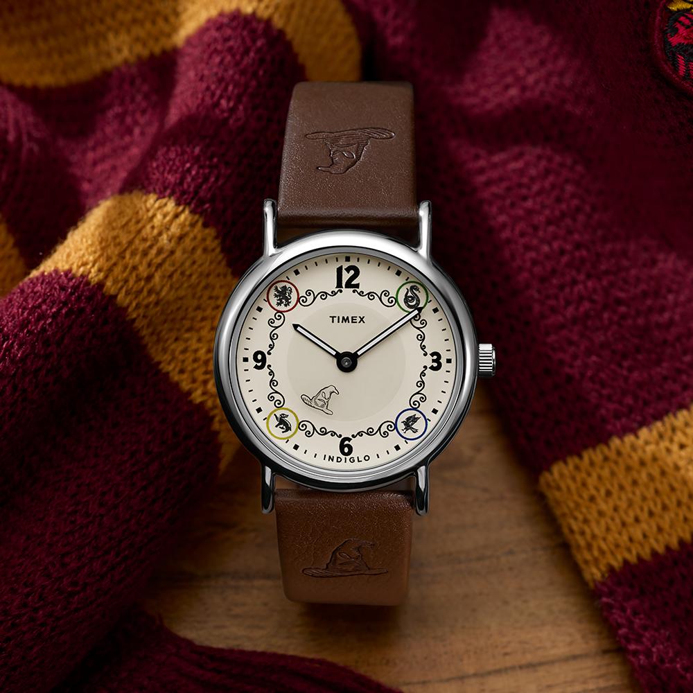 [Timex] Harry Potter Weekender Hogwarts House Leather Watch 38mm (TW2Y76300)