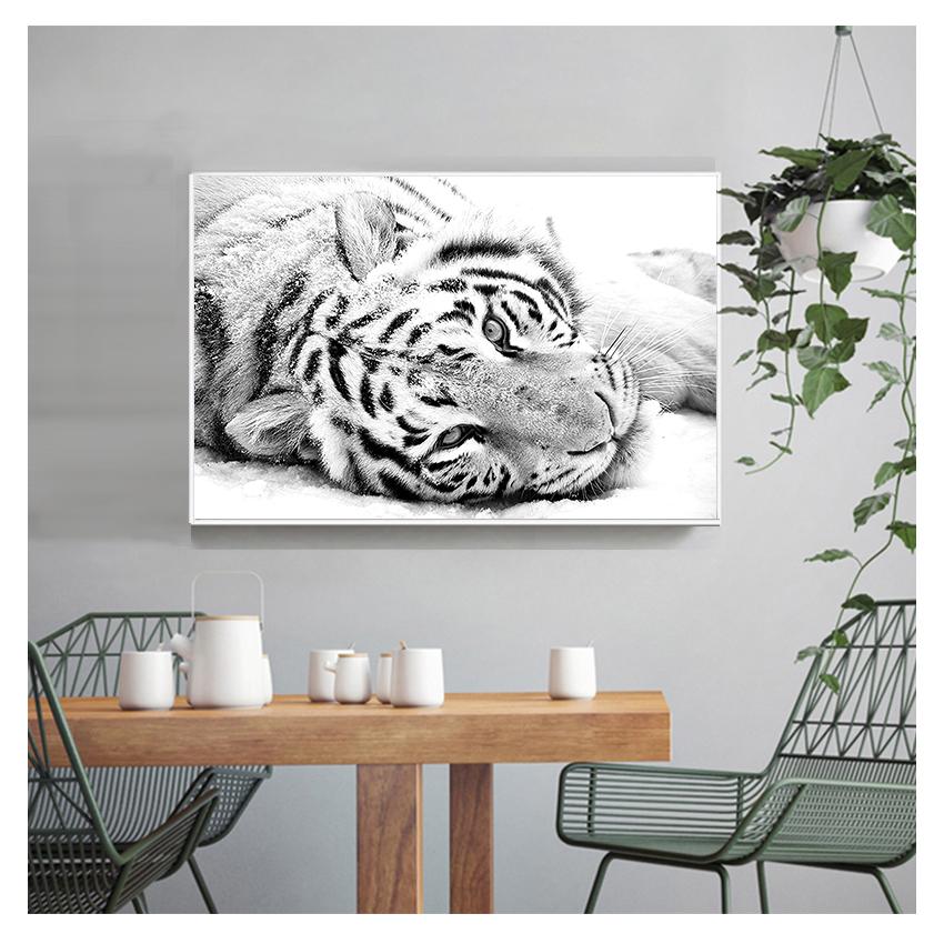 And Print Canvas Wall Art Picture Nordic Style Painting Modern Home Living Room Decoration Snow White Tiger Animal Poster