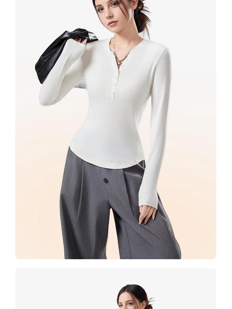 2025 A/W V-neck German Velvet Women's Slimming Long Sleeve Top with Buttons - Korean Style