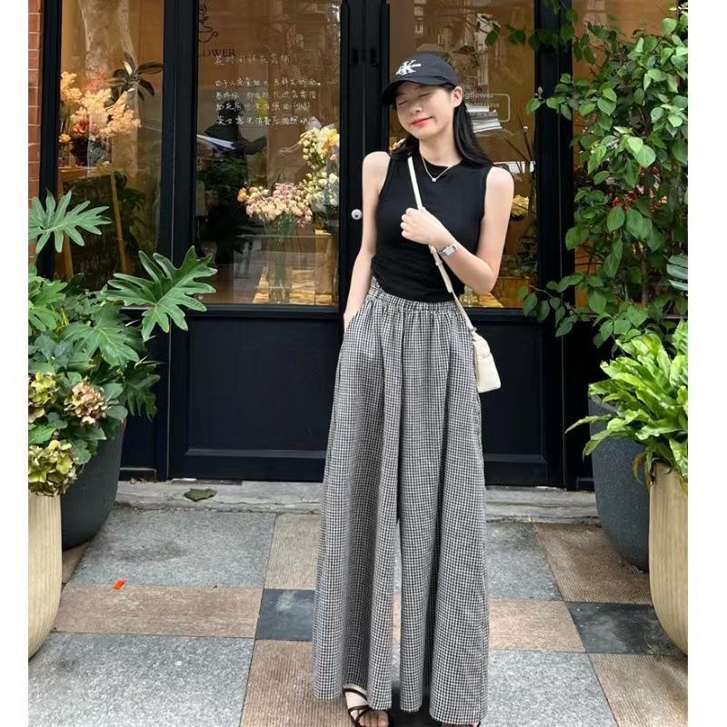 Korean Version of Versatile Summer Suit Women's Sleeveless Vest Niche Retro Plaid Trousers Are Now Popular Fashion Two-piece Set