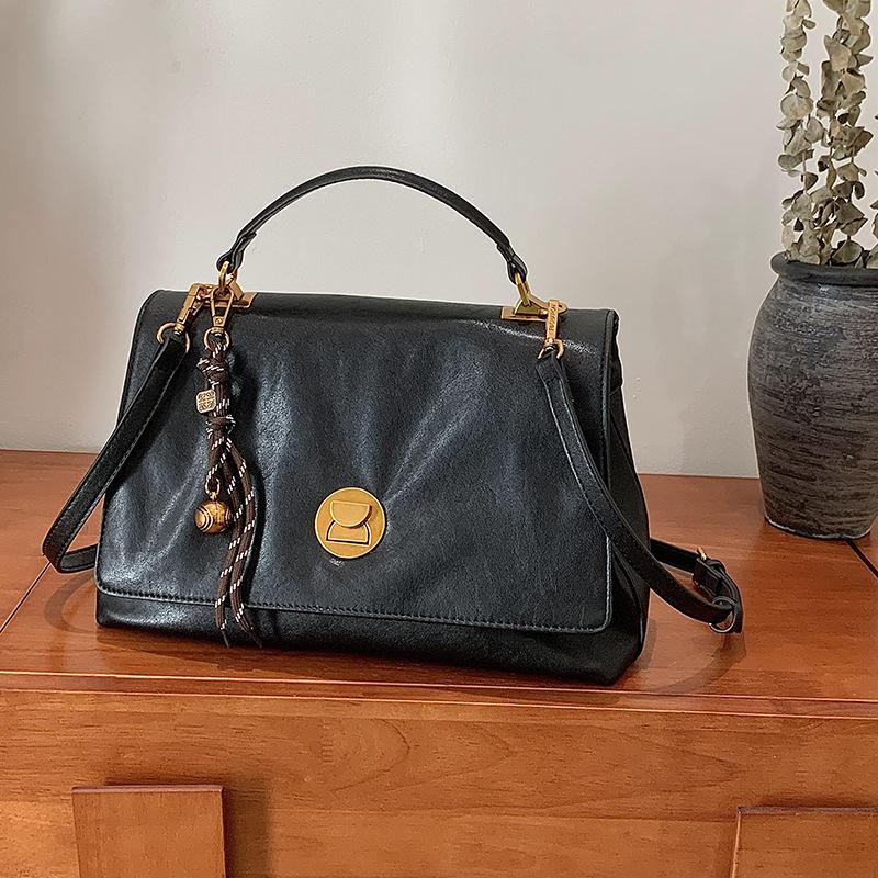 New fashion trend lock official document portable shoulder oblique span women's bag