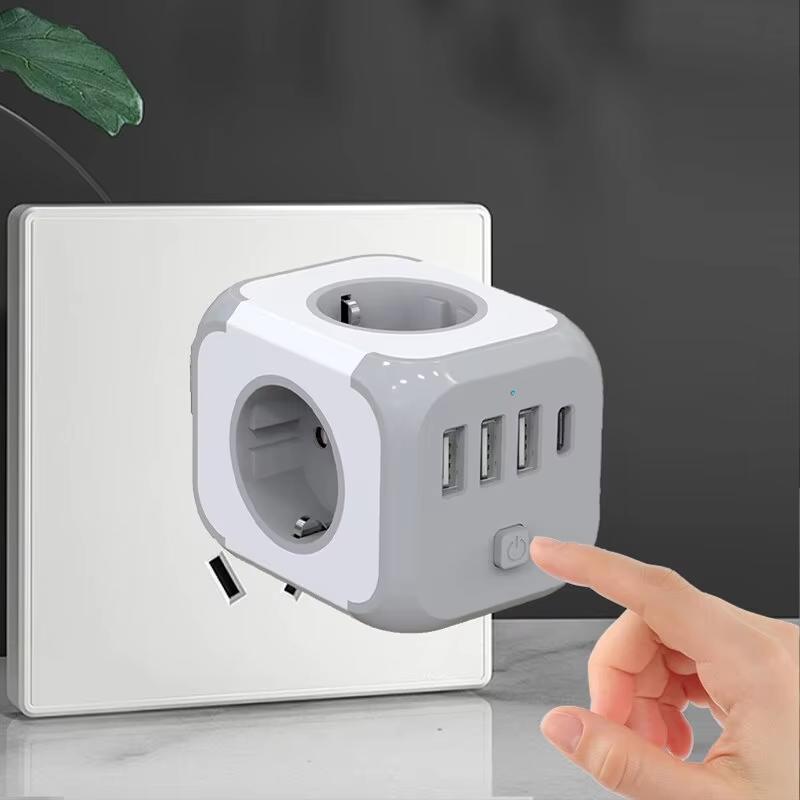 Wall Socket Extender with 3 AC Outlets 3 USB Ports And1 Type C 7-in-1 EU Plug Charger On/Off Switch for Home