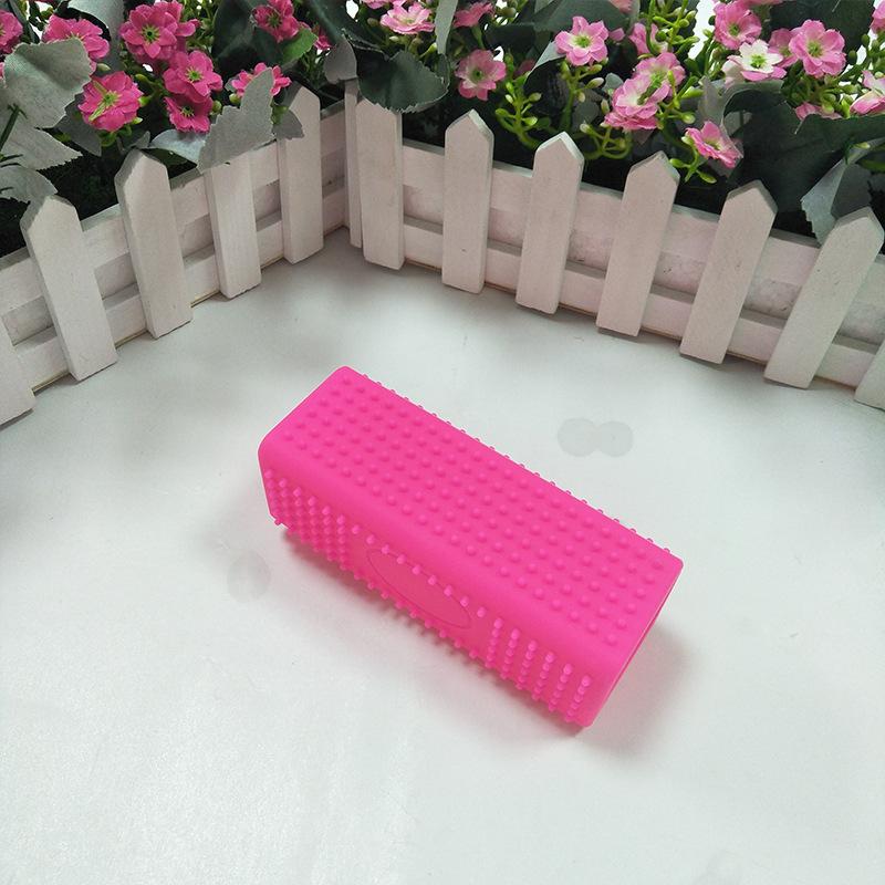 Silicone Hollow Rubber Dog Hair Brush Remover Cars Furniture Carpet Clothes Cleaner Brush for Dogs Pet Supplies Dog Hair Remover 4