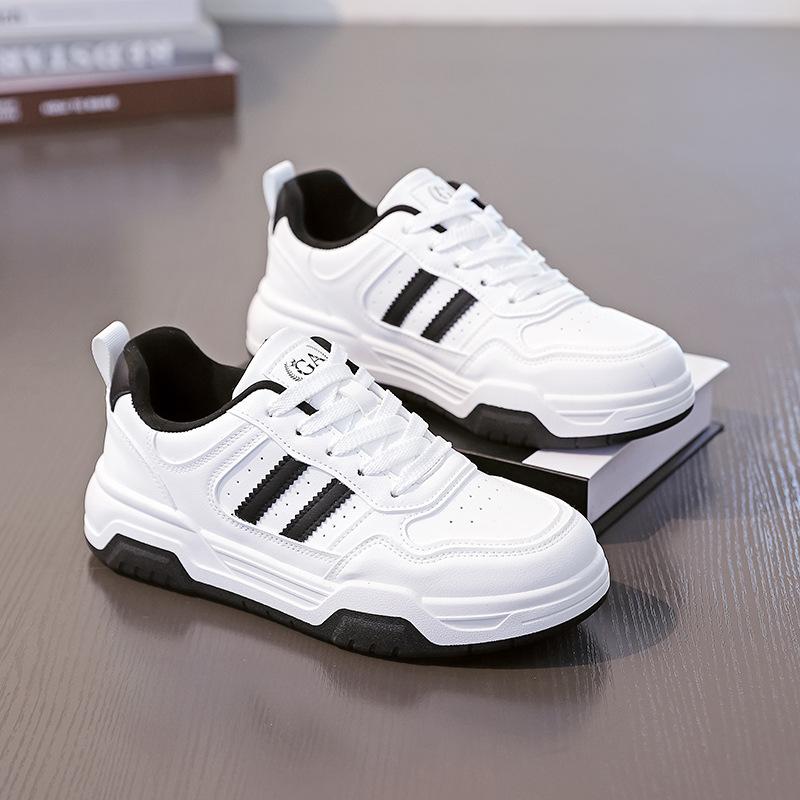 New Men's Low-Top White Canvas Sneakers Spring Summer Durable Sporty Anti-Slip Comfort Daily Walking Shoes Men's Tennis Sneakers