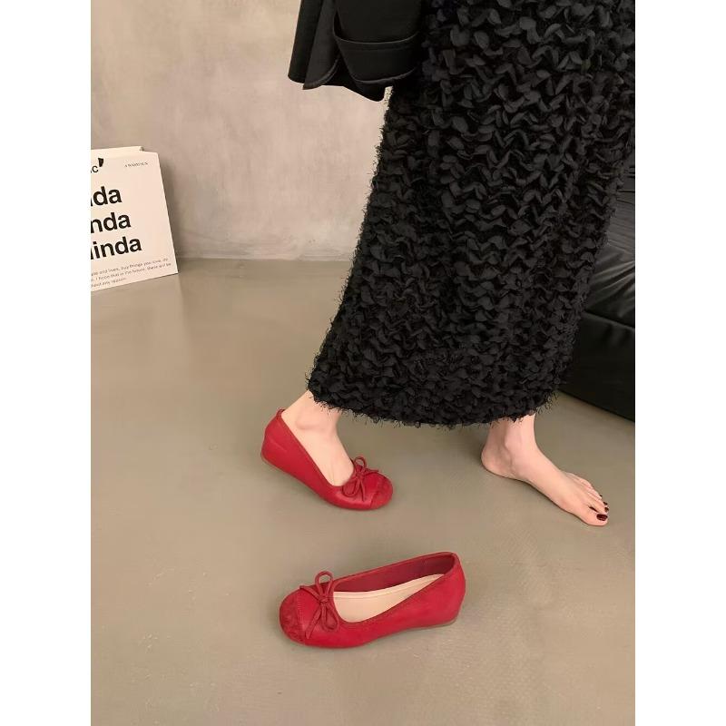 Fashion Womens Soft-soled Flat Shoes Autumn Shallow Slip-on Loafers Women's Shoes Fashion Comfortable Versatile Shoes for Women Sneakers