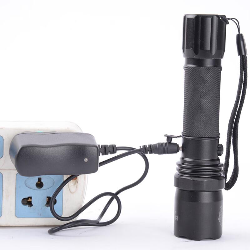 Huashiguang Outdoor Zoom Tactical Flashlight