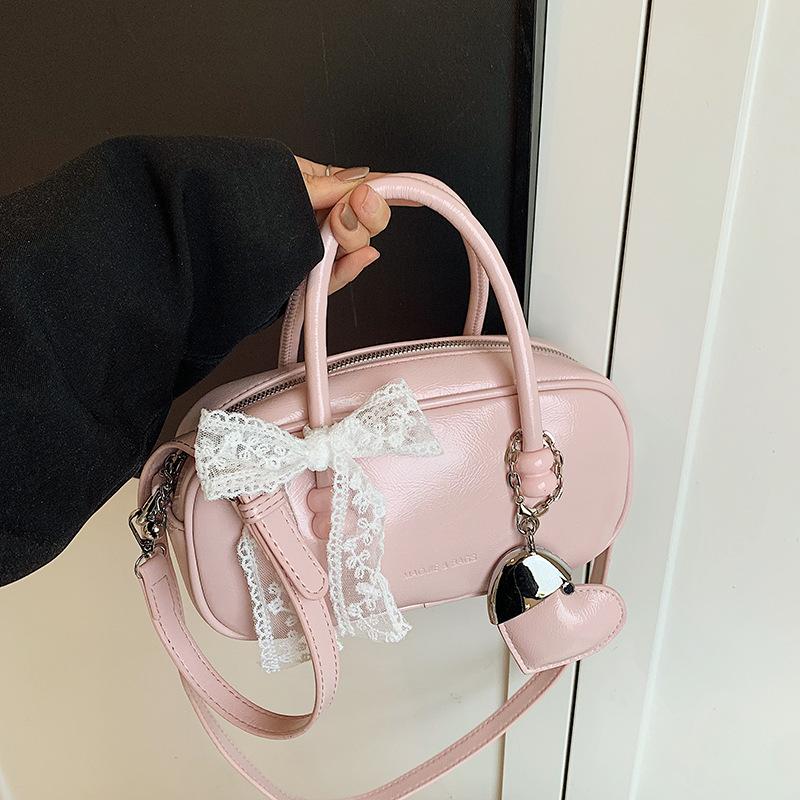 Large capacity bag women's spring and summer retro 2025 new casual messenger bag versatile portable work commuter pillow bag