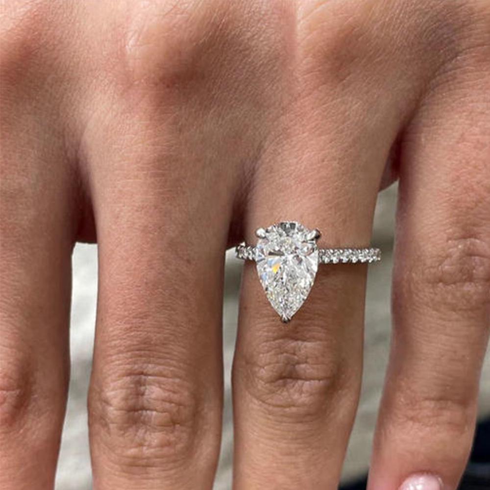 2Carat Oval Cut Moissanite Engagement Rings For Women   CopperWaterdrop Diamond Ring Wedding Bands Fine Jewelry Gift