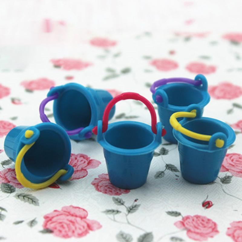 Puppenhaus Mini Eimer Puppenhaus Dekoration Mini Eimer mit Wohnaccessoires dekoriert