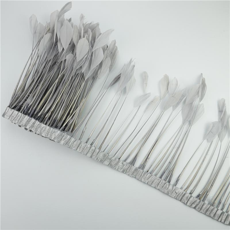 

2 Ярда/Лот Полосатая Бахрома из Перьев Петуха Коке для Рукоделия и Ремесел, Свадебное Украшение, Карнавальные Аксессуары серый