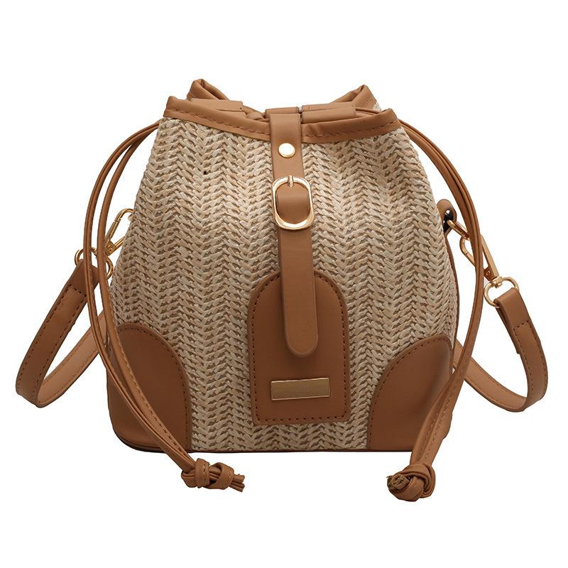 Woven bucket bag women's new 2025 fashion versatile shoulder bag splicing casual messenger straw bag