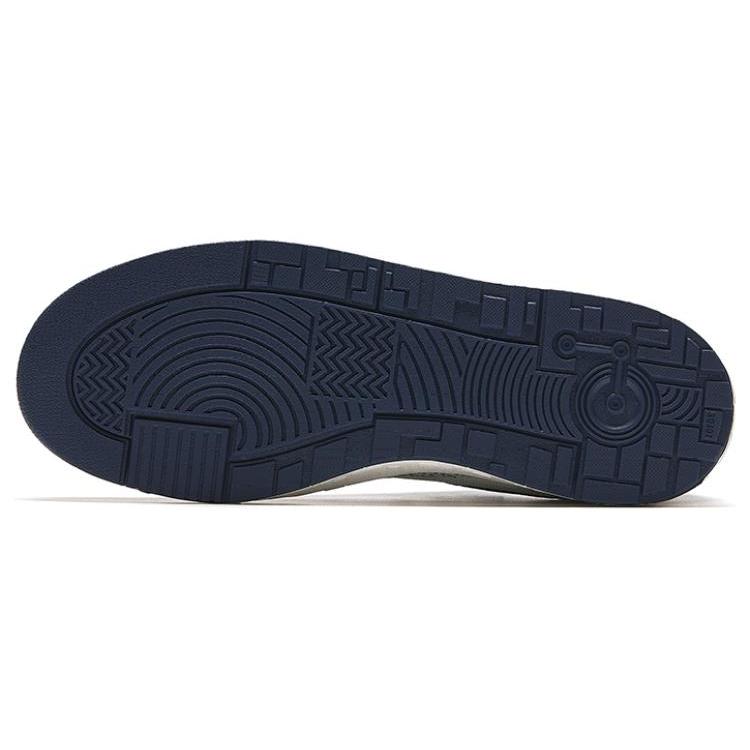 New Anta Slip Resistant Cushioning Low Top Skateboard Shoes Men's White Blue 112338053-1